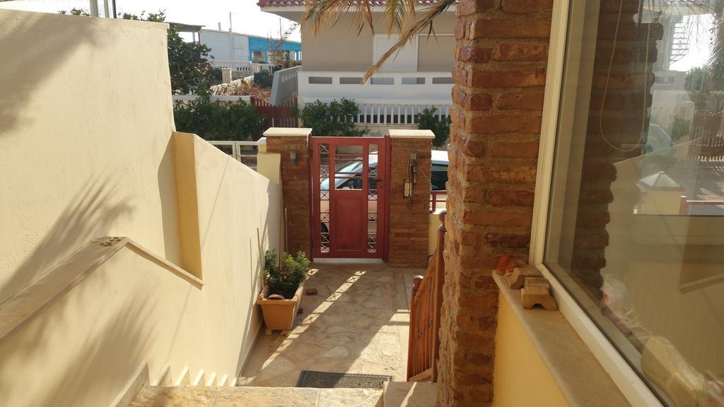 Villa Surf House Artemida  Exterior foto